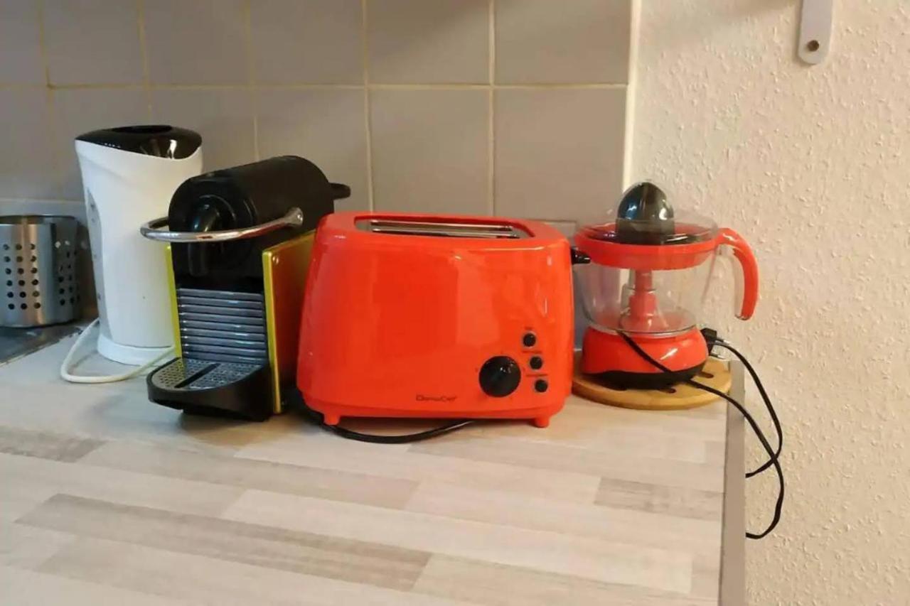 Appartement Proche Marche Au Coeur Du Centre + Wifi La Rochelle  Exterior foto