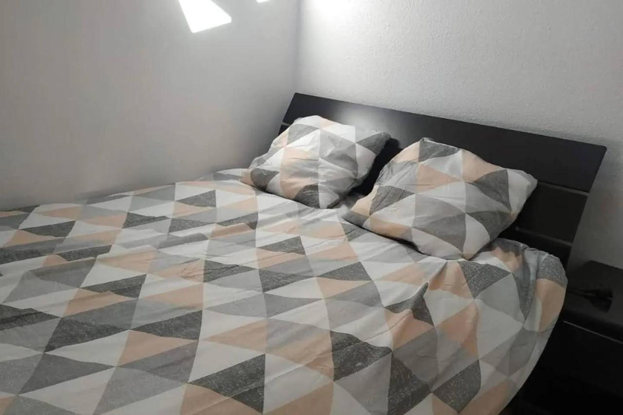 Appartement Proche Marche Au Coeur Du Centre + Wifi La Rochelle  Exterior foto